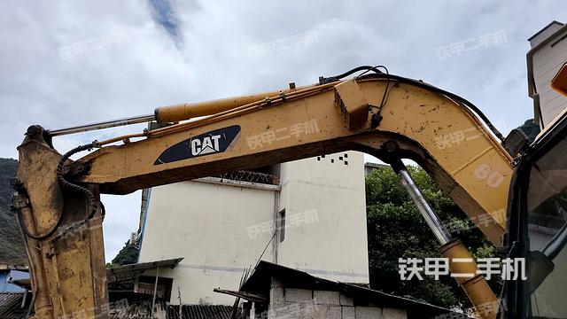 大臂根部?斜(工作和回轉(zhuǎn)裝置) 大臂根部?斜(工作和回轉(zhuǎn)裝置)