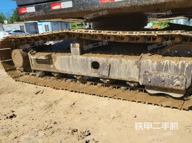 单侧履带整体（整机外观）