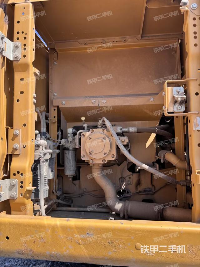 液压泵室（大件舱室）