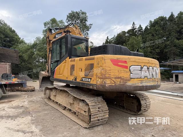 三一重工SY205C挖掘機(jī)