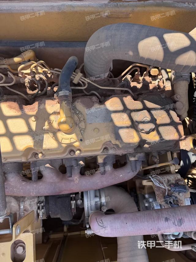 發(fā)動(dòng)機(jī)室(上車部件) 發(fā)動(dòng)機(jī)室(上車部件)