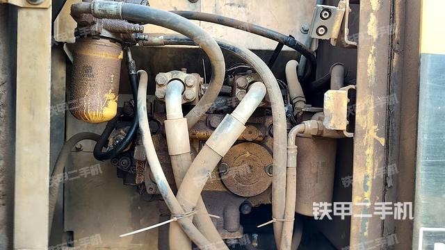 液压泵室(大件舱室) 液压泵室(大件舱室)