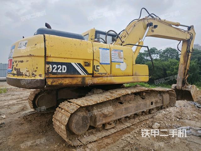 整機右后45°(整機外觀) 整機右后45°(整機外觀)