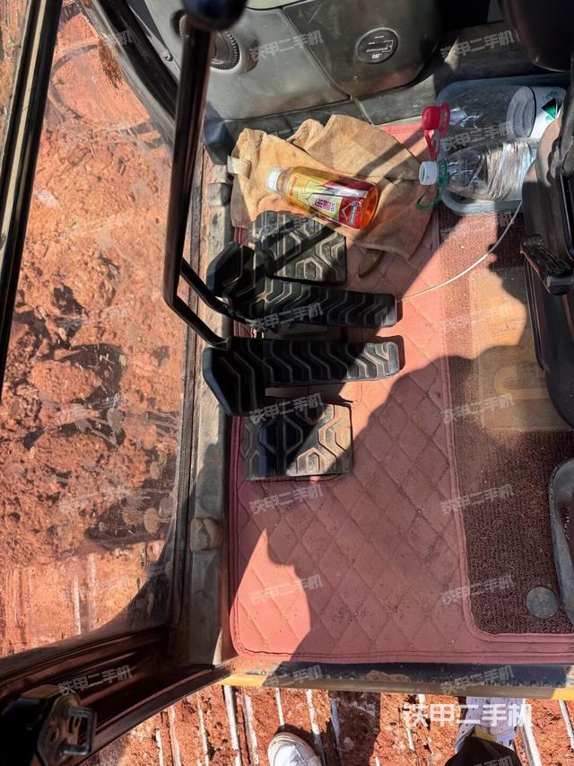 小時(shí)表(駕駛室部分) 小時(shí)表(駕駛室部分)