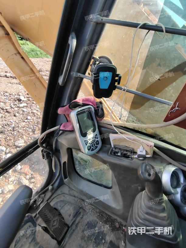 顯示屏?(駕駛室部分) 顯示屏?(駕駛室部分)