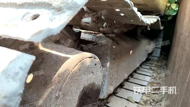 左驅(qū)動輪(行走機構(gòu)) 左驅(qū)動輪(行走機構(gòu))