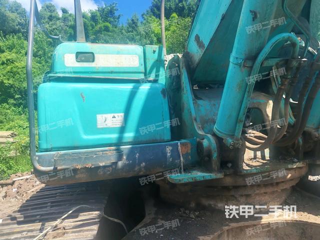 大臂油缸整體?豎拍(工作和回轉(zhuǎn)裝置) 大臂油缸整體?豎拍(工作和回轉(zhuǎn)裝置)