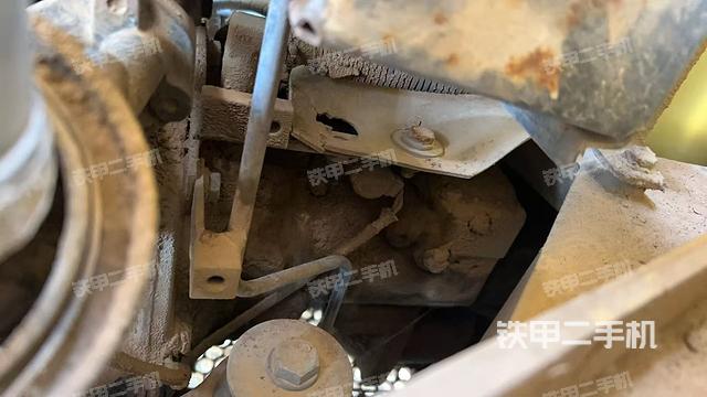 液壓泵艙室正面整體(整機(jī)外觀(guān)) 液壓泵艙室正面整體(整機(jī)外觀(guān))