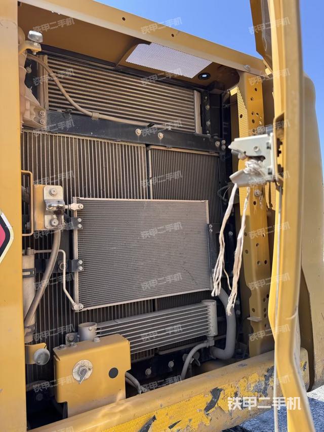 散热器正面（大件舱室）