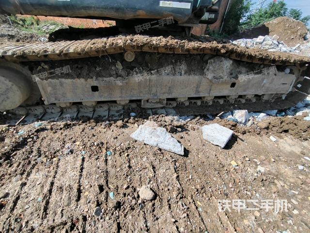 左側(cè)履帶整體?(行走機(jī)構(gòu)) 左側(cè)履帶整體?(行走機(jī)構(gòu))