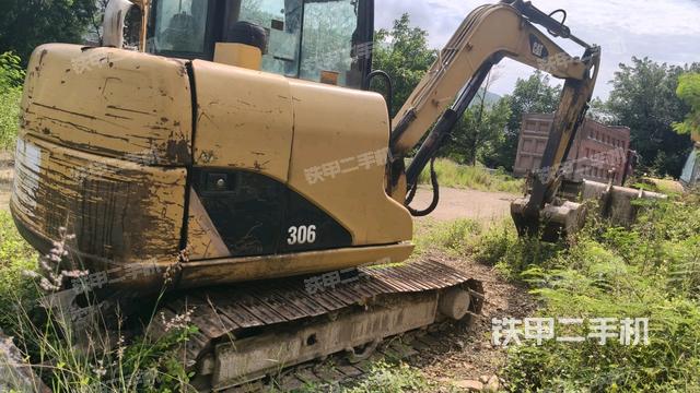整机右后45°(整机外观) 整机右后45°(整机外观)