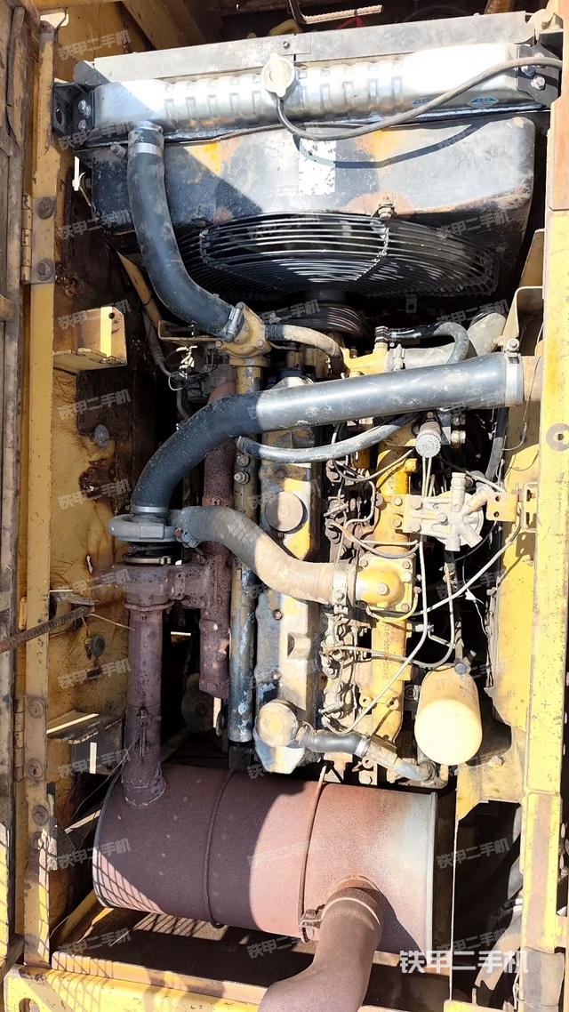 氣門室蓋螺絲特寫(上車部件) 氣門室蓋螺絲特寫(上車部件)