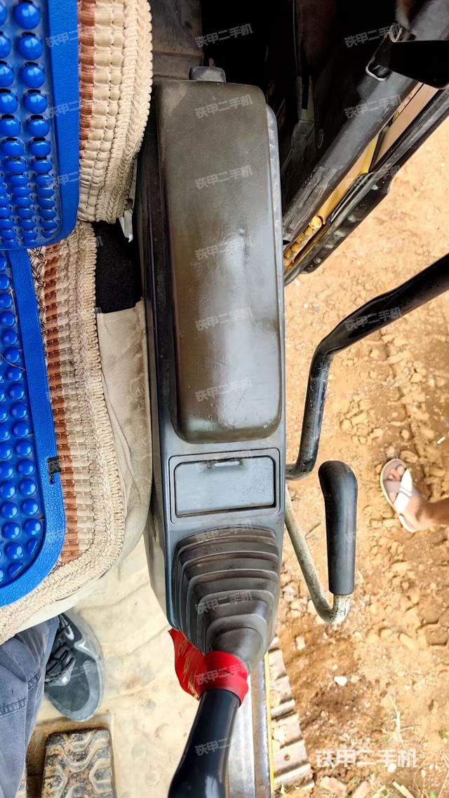 頂棚整體(駕駛室部分) 頂棚整體(駕駛室部分)