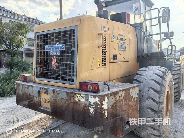 整機(jī)右后45°(整機(jī)外觀及大件) 整機(jī)右后45°(整機(jī)外觀及大件)