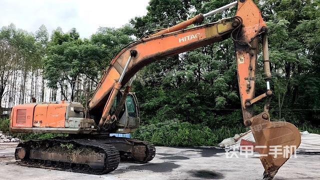 大臂整体 右侧(工作和回转装置) 大臂整体 右侧(工作和回转装置)