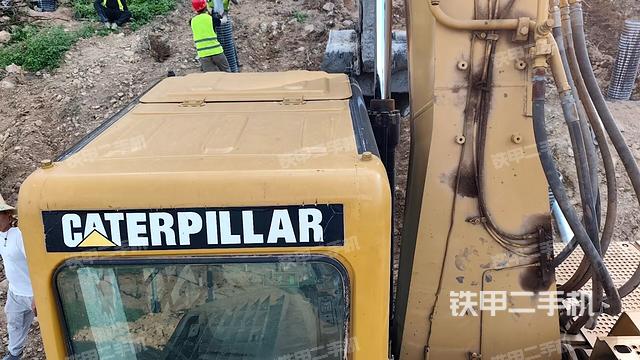 发动机室(上车部件) 发动机室(上车部件)