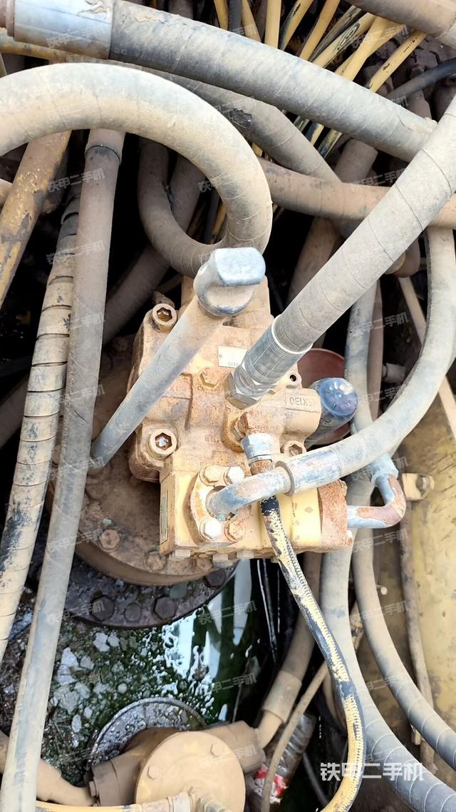 增压器特写(上车部件) 增压器特写(上车部件)