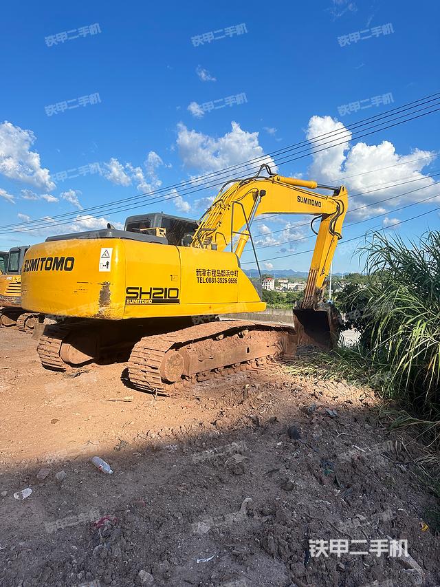 整機(jī)右后45°(整機(jī)外觀) 整機(jī)右后45°(整機(jī)外觀)