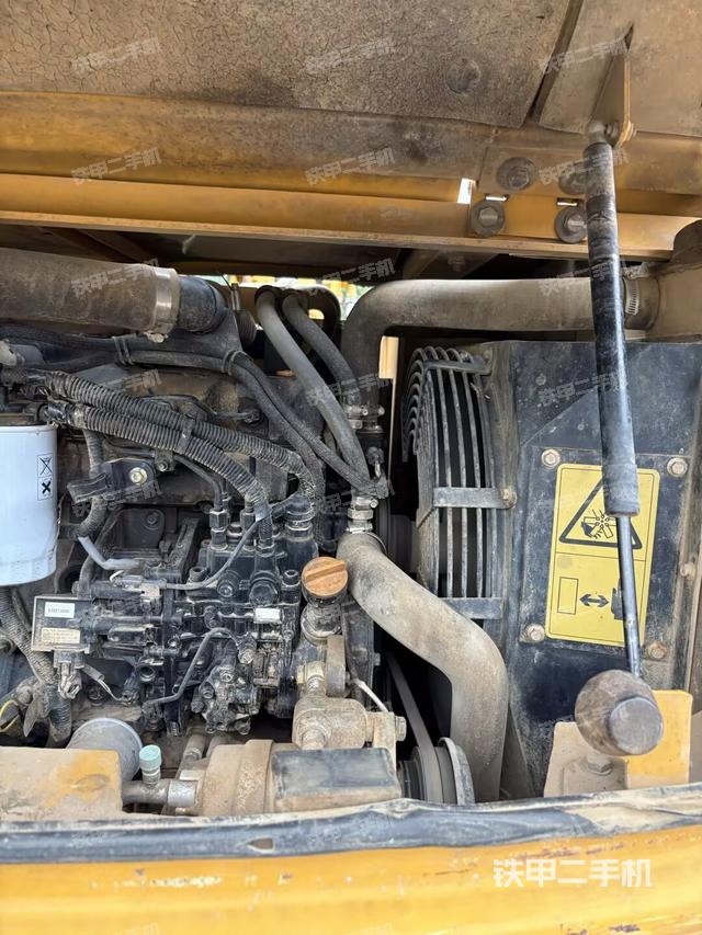 發(fā)動(dòng)機(jī)整體俯視（整機(jī)外觀）