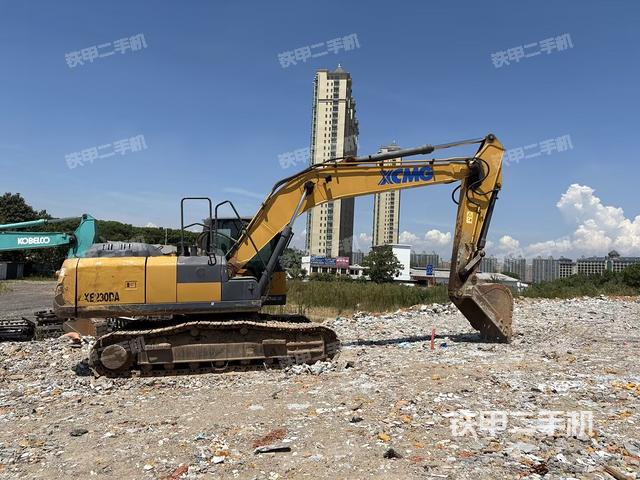 整机右后45°（整机外观）