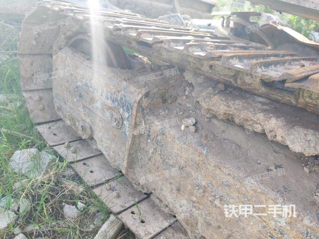 右侧行走马达盖板（行走机构）