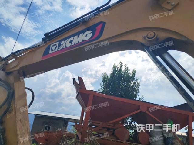 小臂整体右前（工作和回转装置）