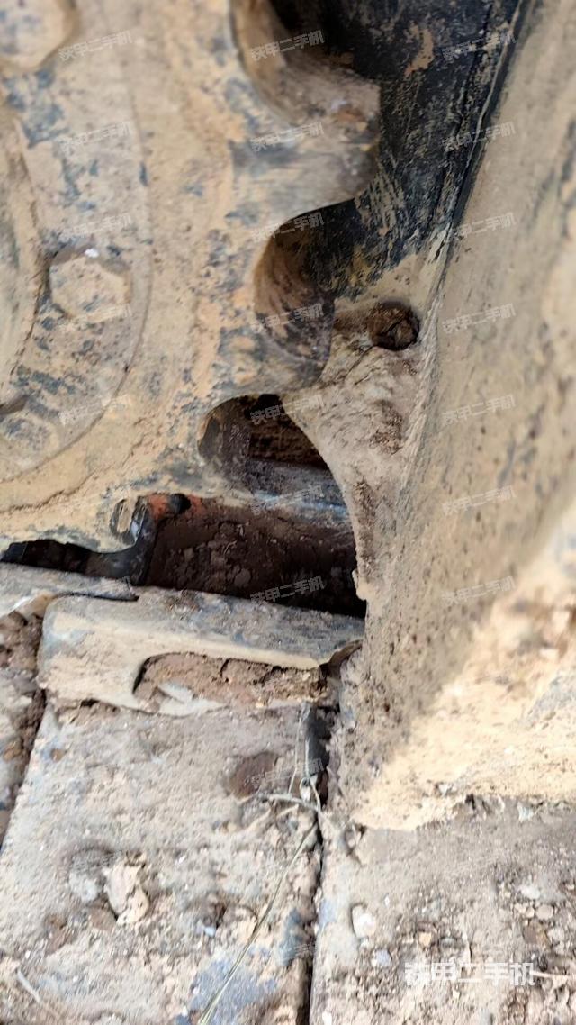 左驱动轮（行走机构）