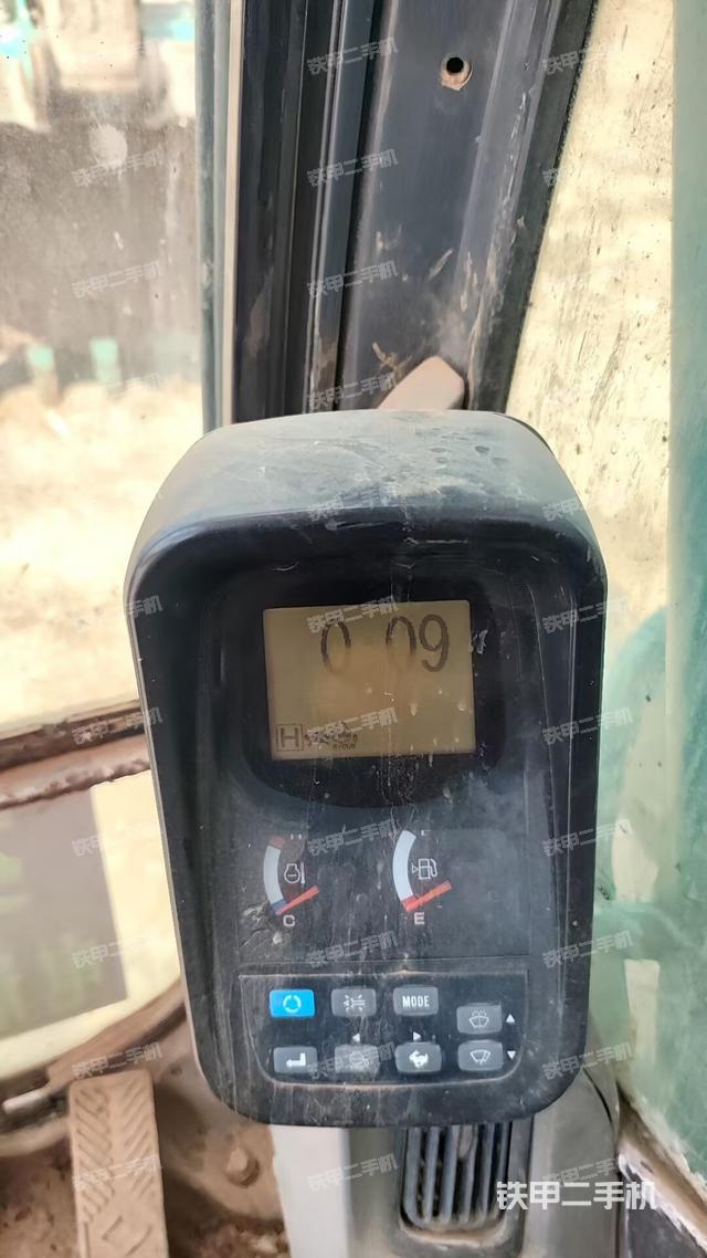 座椅后部（驾驶室部分）