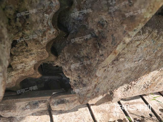 左侧行走马达盖板（行走机构）