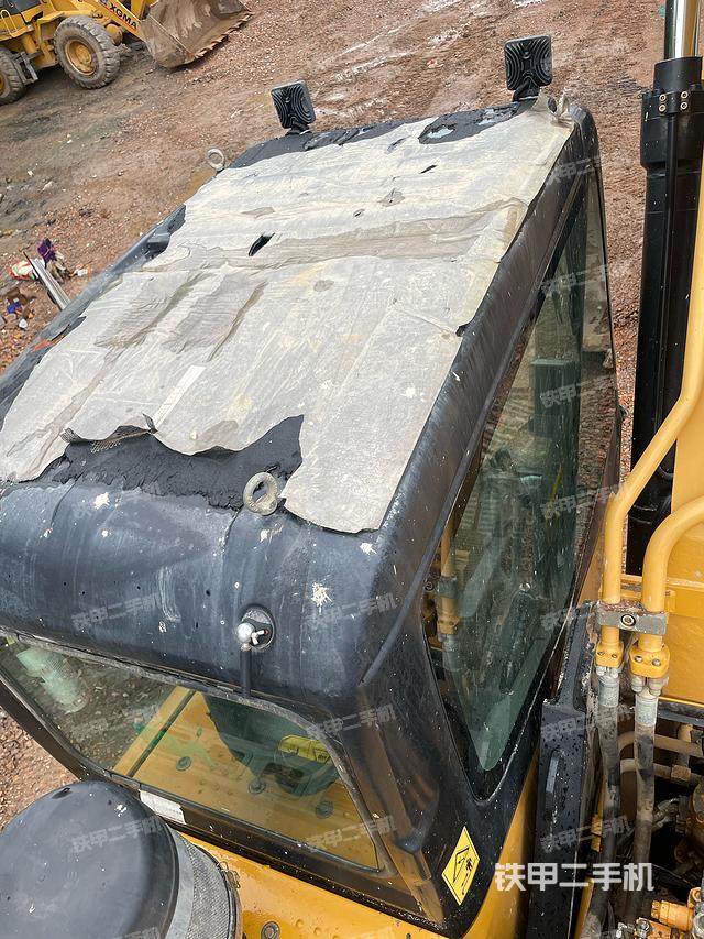 駕駛室頂部（整機(jī)外觀）