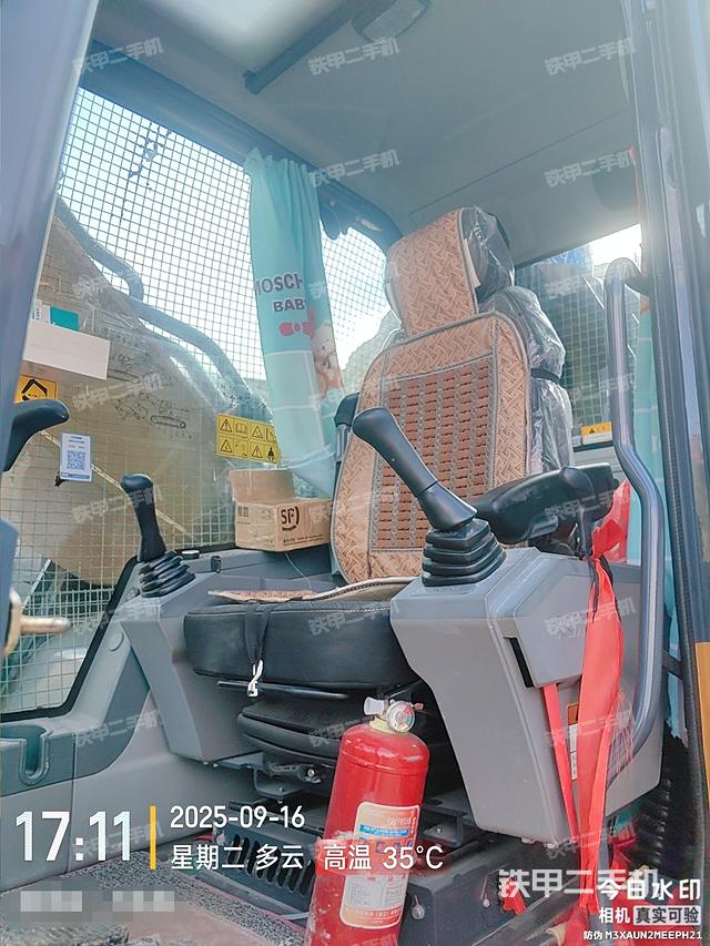 駕駛室整體（整機(jī)外觀）