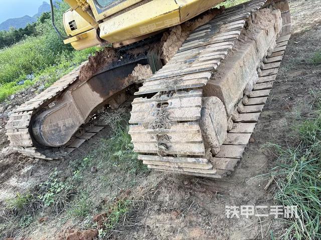 小臂整體右前(工作和回轉(zhuǎn)裝置) 小臂整體右前(工作和回轉(zhuǎn)裝置)