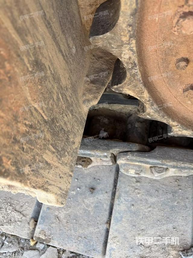 单侧履带整体（整机外观）