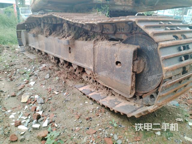 单侧履带整体（整机外观）