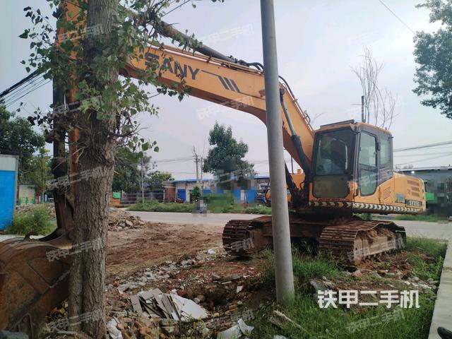 三一重工SY205C挖掘機