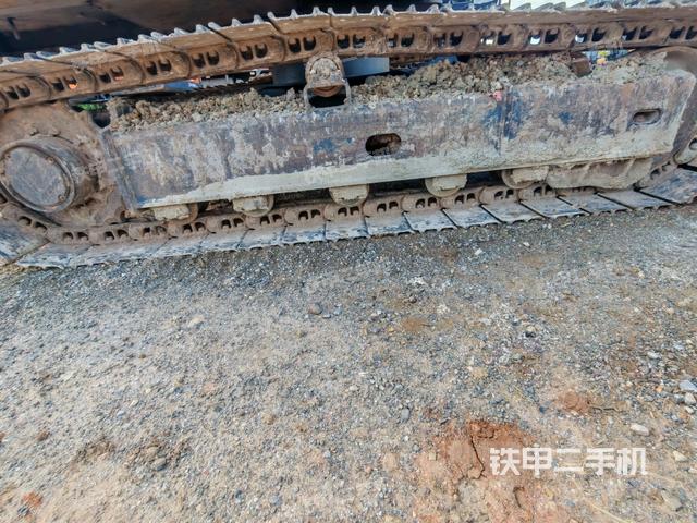 单侧履带整体（整机外观）