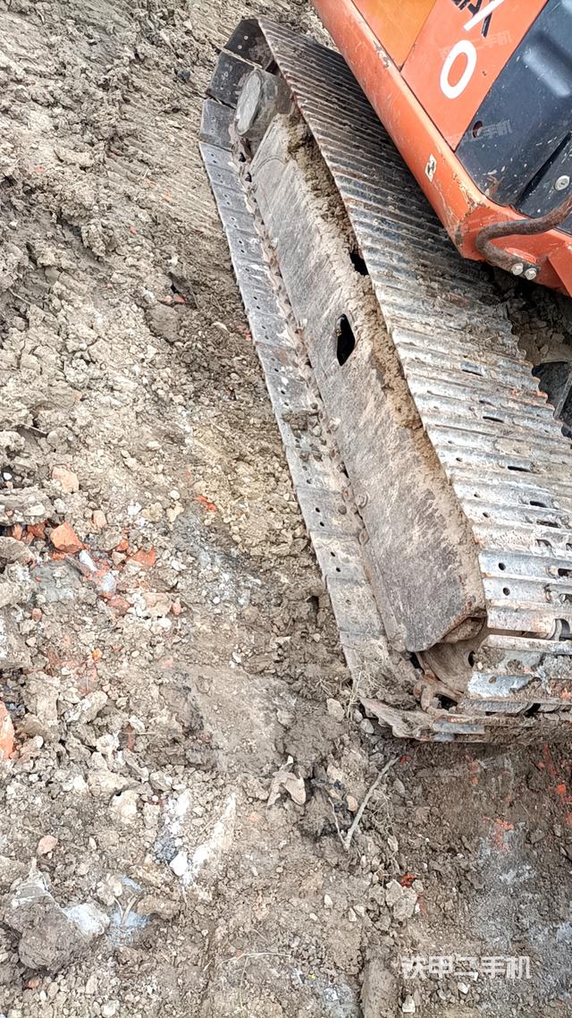 左側(cè)履帶整體?（行走機構(gòu)）