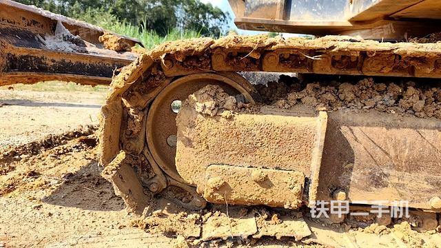 右驱动轮（行走机构）