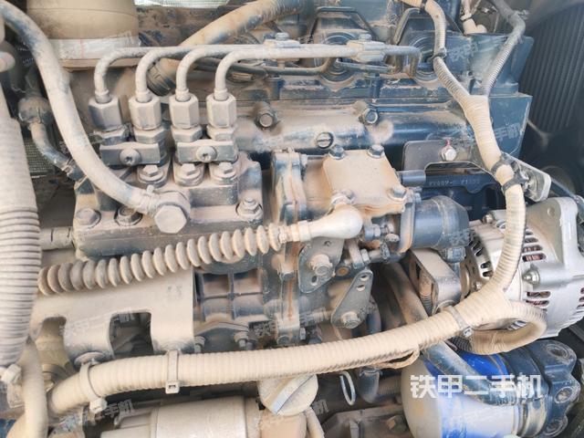 发动机室（上车部件）