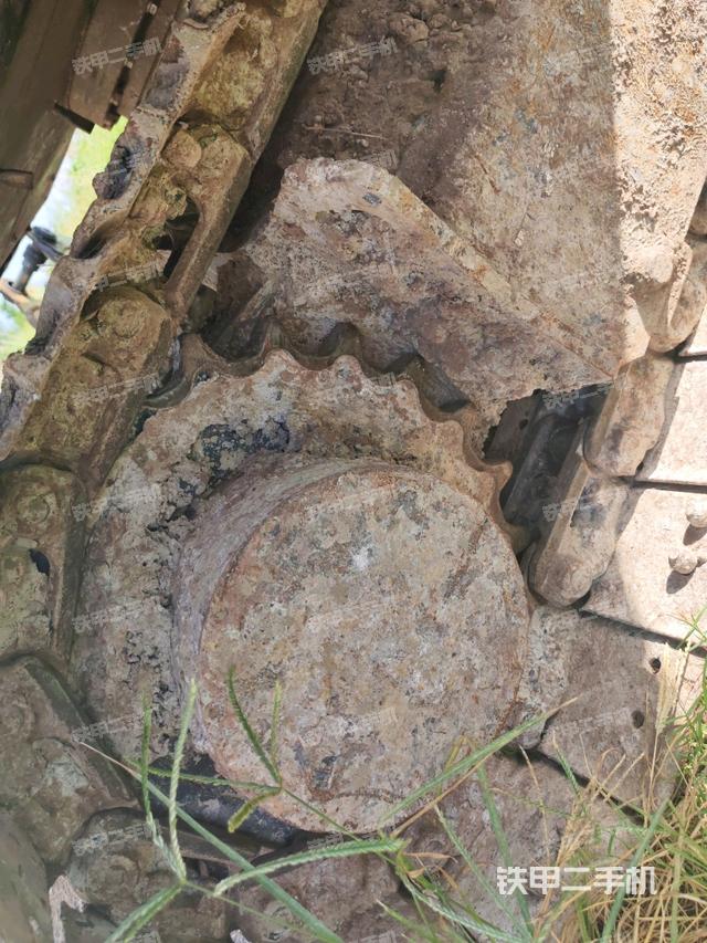 左驱动轮（行走机构）