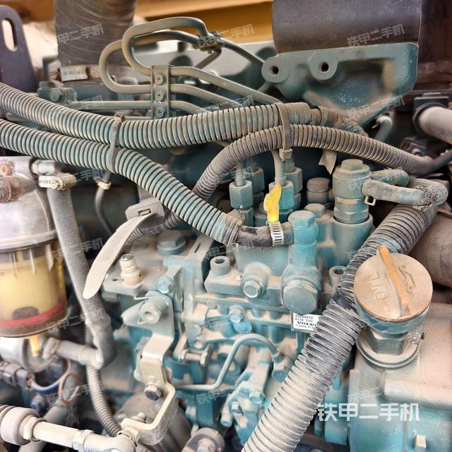 发动机整体俯视（整机外观）