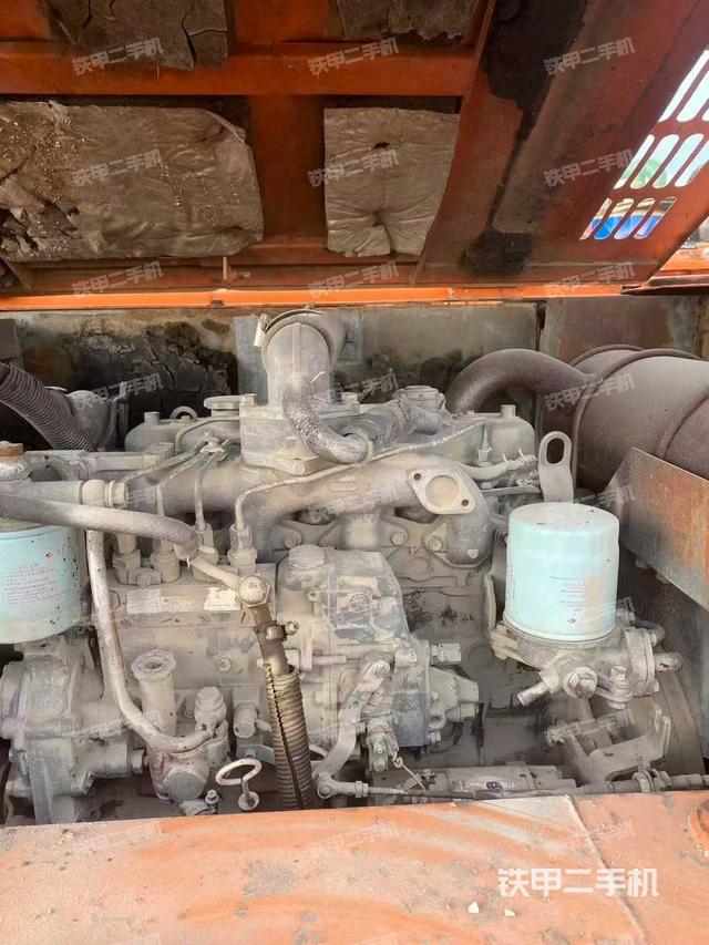 发动机整体俯视(整机外观) 发动机整体俯视(整机外观)