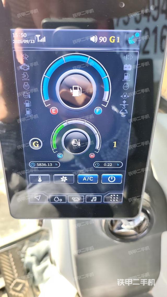 显示屏 （驾驶室部分）