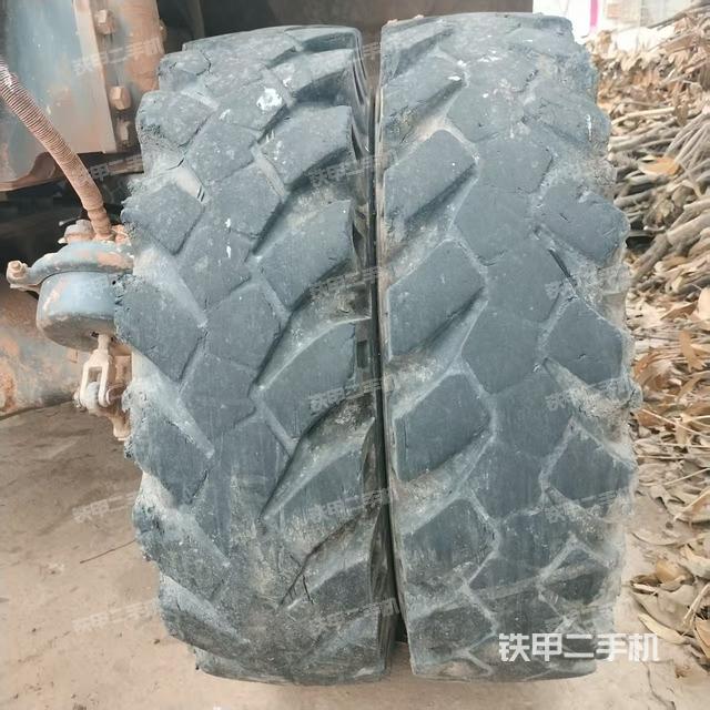 单侧履带整体（整机外观）