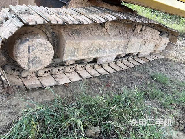 左托鏈輪和鏈筋(行走機(jī)構(gòu)) 左托鏈輪和鏈筋(行走機(jī)構(gòu))