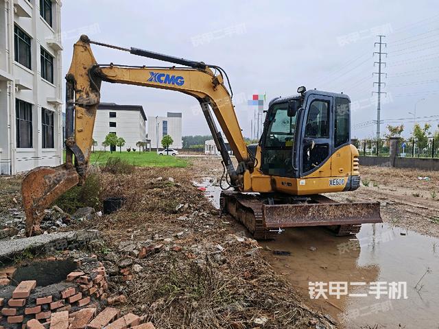徐工XE60D挖掘機(jī)