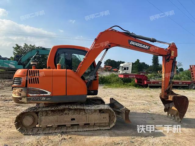 整機(jī)右后45°（整機(jī)外觀）