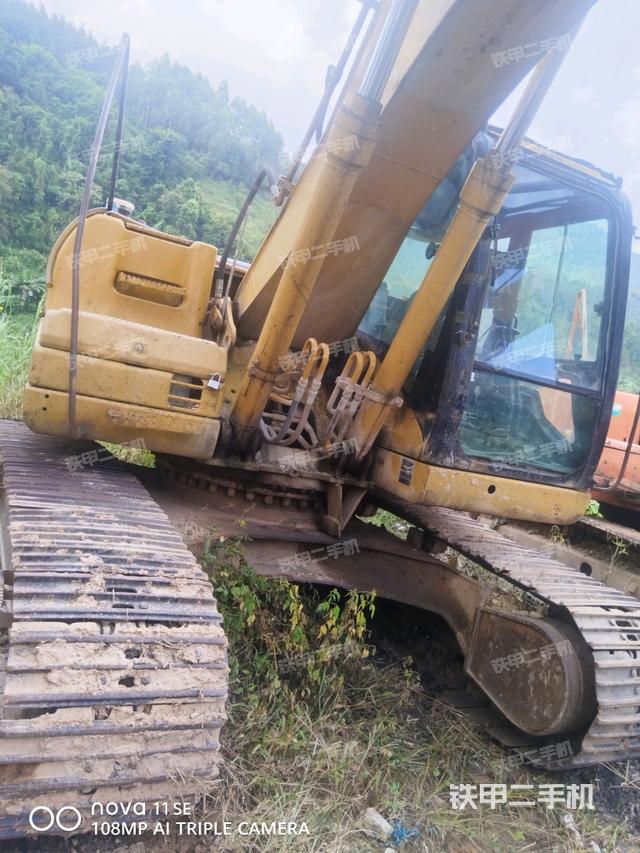 大臂油缸整體?豎拍（工作和回轉裝置）