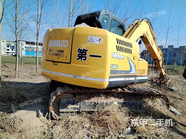 整機右后45°（整機外觀）