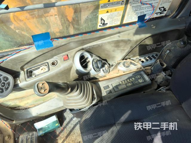 座椅后部（驾驶室部分）